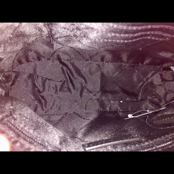 🌺 Michael Kors Black Adele Dome Crossbody Purse - Picture 7 of 8